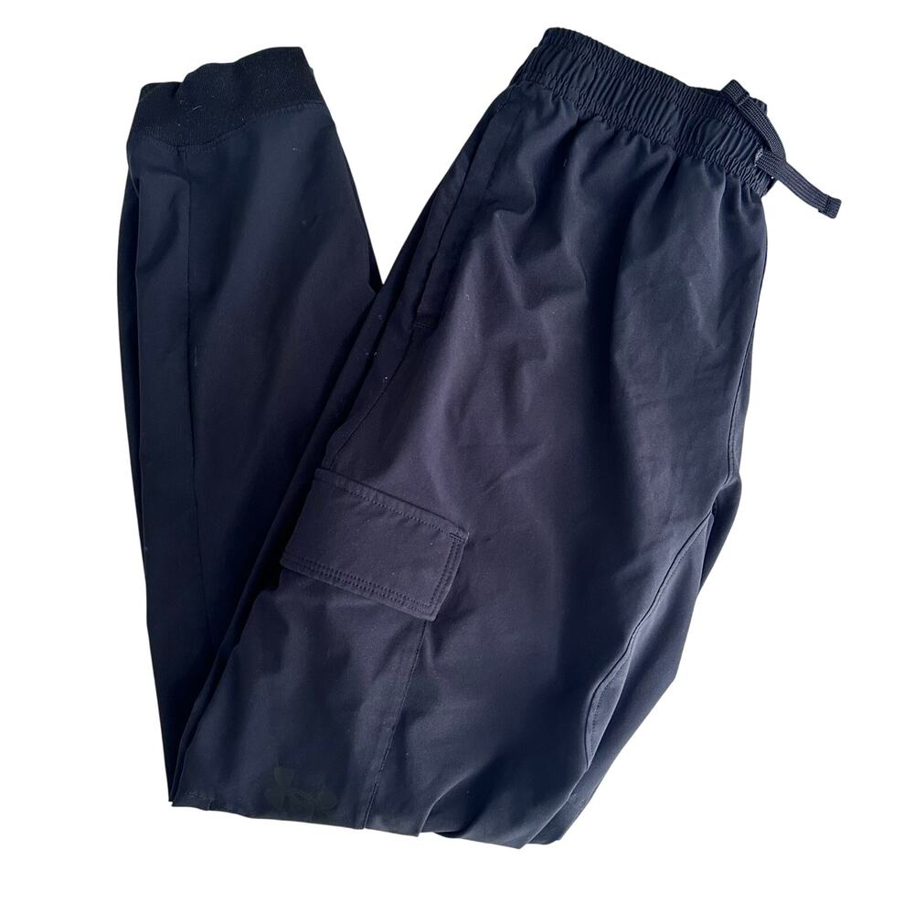 Under Armour Youth Large Black Quick Dry Cargo Joggers